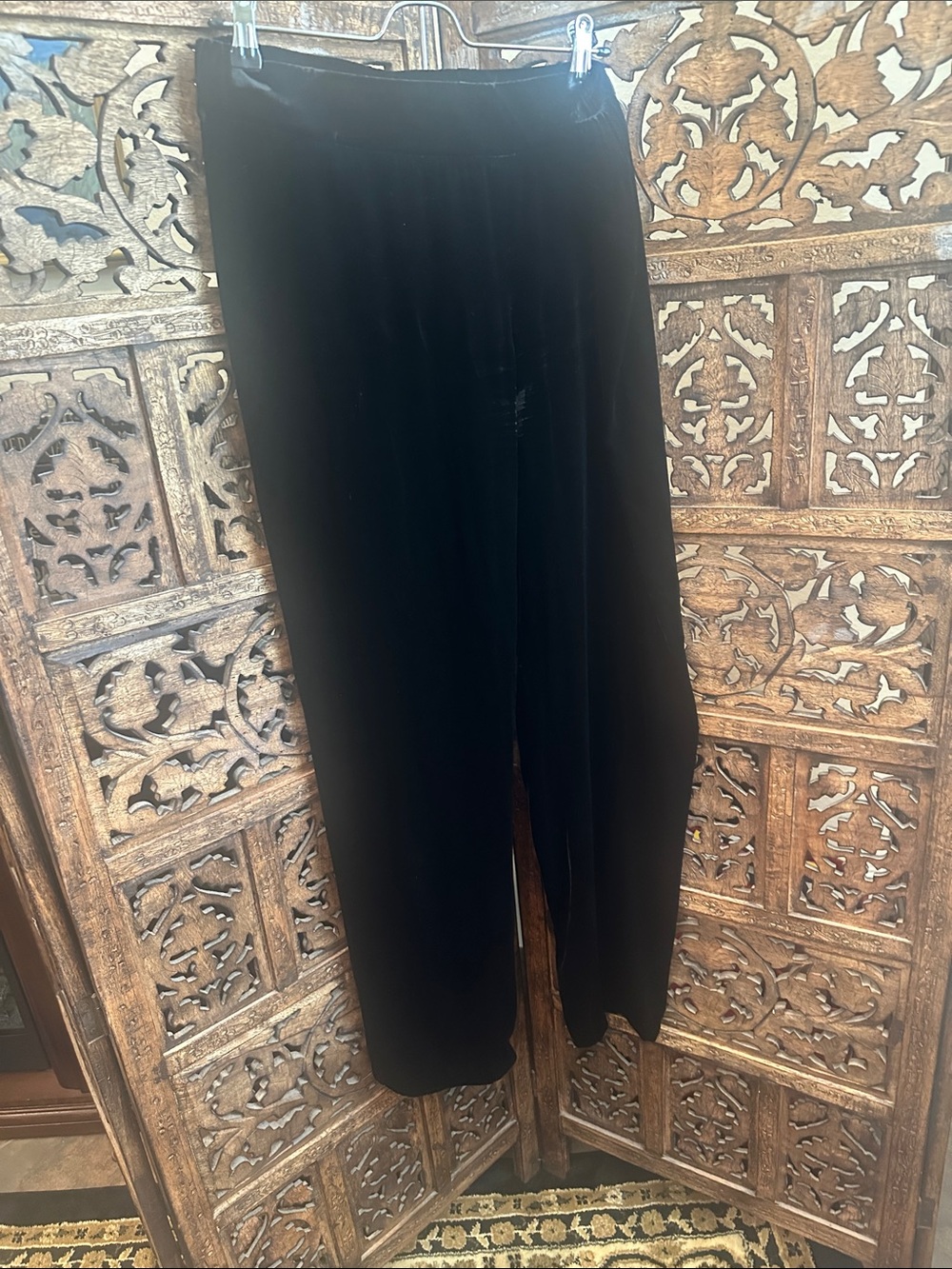 Eileen Fisher Black Velvet Wide Leg flowy pants size M-will fit a L as well